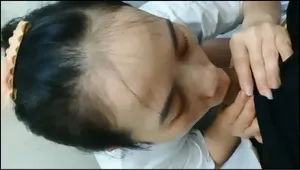 Gấu quảng nam lén lút bú mút cho anh bồ trong phòng tắm